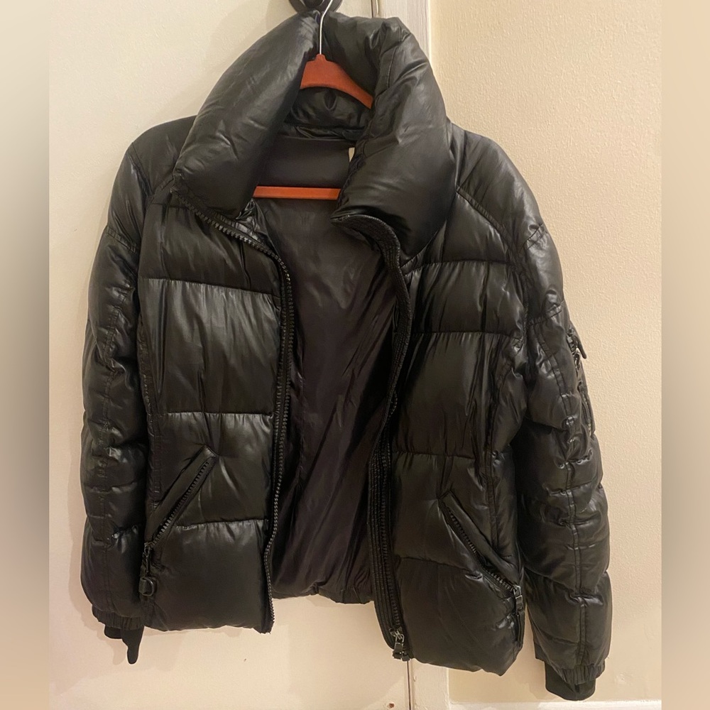 Sam. Jacket size small: SMALL TEAR ON LEFT SLEEVE EASILY FIXABLE!